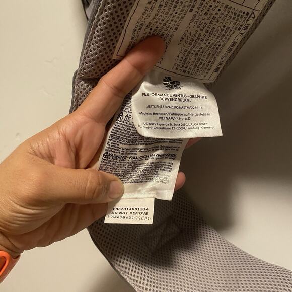 Ergobaby Performance Collection Baby  And Easy Snug Inf - Picture 3 of 3